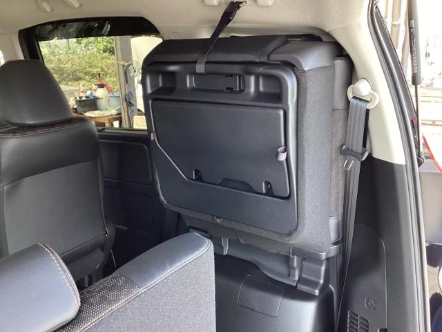 フリード クロスター・ホンダセンシング　純正ナビ　フルセグ　６人乗り　電動格納ミラー　衝突被害軽減ブレーキ　オートクルーズコントロール　レーンアシスト　ミュージックプレイヤー接続可　ＤＶＤ再生　イモビライザー　ＵＳＢポート　地デジ　パワステ（23枚目）