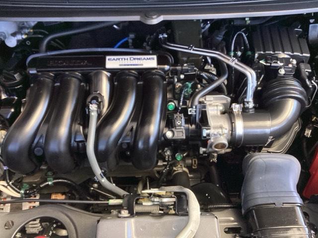 フリード クロスター・ホンダセンシング　純正ナビ　フルセグ　６人乗り　電動格納ミラー　衝突被害軽減ブレーキ　オートクルーズコントロール　レーンアシスト　ミュージックプレイヤー接続可　ＤＶＤ再生　イモビライザー　ＵＳＢポート　地デジ　パワステ（24枚目）