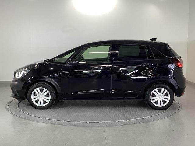 フィット e:HEVホーム 純正メモリーナビ ドラレコ リアカメラ Aライト AUX 電格ミラー BTオーディオ レーダークルコン 車線維持支援システム 前後ソナー 地デジフルセグ バックビューモニター Wエアバッグ スマキー(25枚目)