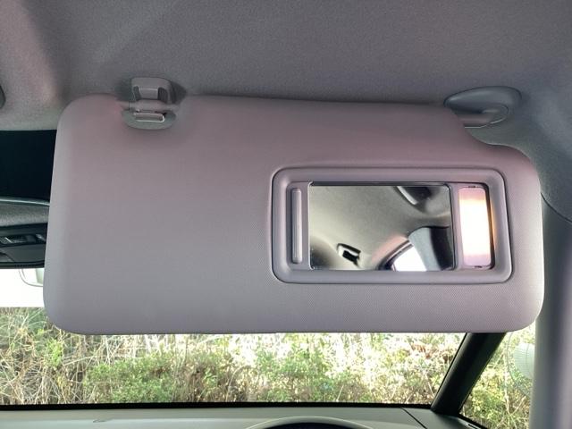 フィット e:HEVホーム 純正メモリーナビ ドラレコ リアカメラ Aライト AUX 電格ミラー BTオーディオ レーダークルコン 車線維持支援システム 前後ソナー 地デジフルセグ バックビューモニター Wエアバッグ スマキー(47枚目)