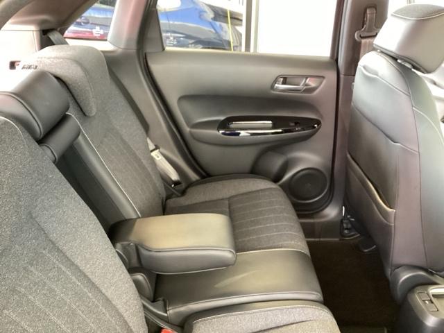 フィット e:HEVホーム 純正メモリーナビ ドラレコ リアカメラ Aライト AUX 電格ミラー BTオーディオ レーダークルコン 車線維持支援システム 前後ソナー 地デジフルセグ バックビューモニター Wエアバッグ スマキー(59枚目)