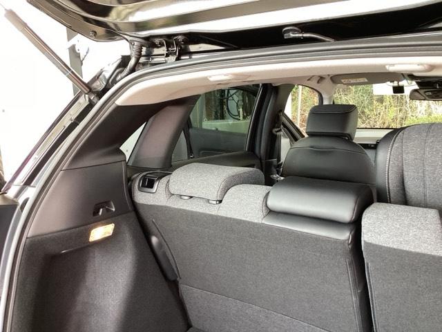 フィット e:HEVホーム 純正メモリーナビ ドラレコ リアカメラ Aライト AUX 電格ミラー BTオーディオ レーダークルコン 車線維持支援システム 前後ソナー 地デジフルセグ バックビューモニター Wエアバッグ スマキー(63枚目)