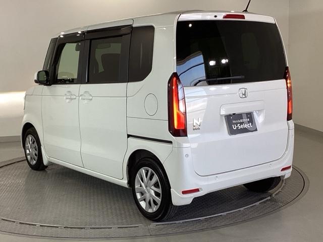 Ｎ－ＢＯＸ ベースグレード　純正ナビ　フルセグ　リアカメラ　追従クルーズ　コーナーソナー　踏み間違い防止装置　電動格納式ミラー　車線維持支援システム　パワーステアリング　前席シートヒーター　インテリキー　イモビ　ＬＥＤランプ（10枚目）