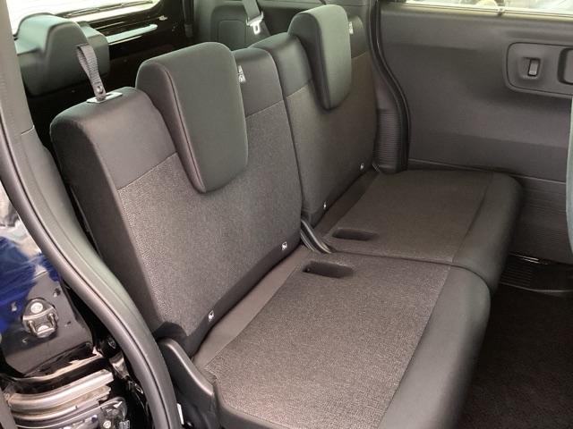 �t���b�g�ȏ��ƕG���⓪��X�y�[�X�ȂǏ\���ȍL��������܂��B