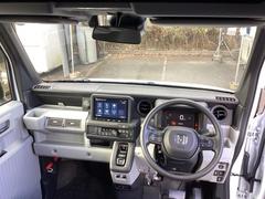 �ե���ȥ��饹���礭�����磻�ɤʻ볦�Ǳ�ž�⤷�䤹���ʤ�褦�����ꤵ��Ƥ��ޤ��� 2