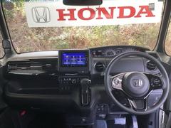 �ե���ȥ��饹���礭�����磻�ɤʻ볦�Ǳ�ž�⤷�䤹���ʤ�褦�ˡ��߷פ���Ƥ��ޤ��� 3