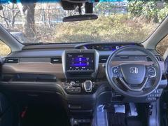 �ե���ȥ��饹���礭�����磻�ɤʻ볦�Ǳ�ž�⤷�䤹���ʤ�褦�ˡ��߷פ���Ƥ��ޤ��� 3