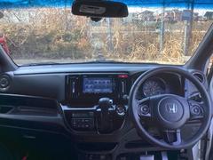 �ե���ȥ��饹���礭�����磻�ɤʻ볦�Ǳ�ž�⤷�䤹���ʤ�褦�ˡ��߷פ���Ƥ��ޤ��� 3