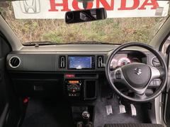 �ե���ȥ��饹���礭�����磻�ɤʻ볦�Ǳ�ž�⤷�䤹���ʤ�褦�ˡ��߷פ���Ƥ��ޤ��� 3