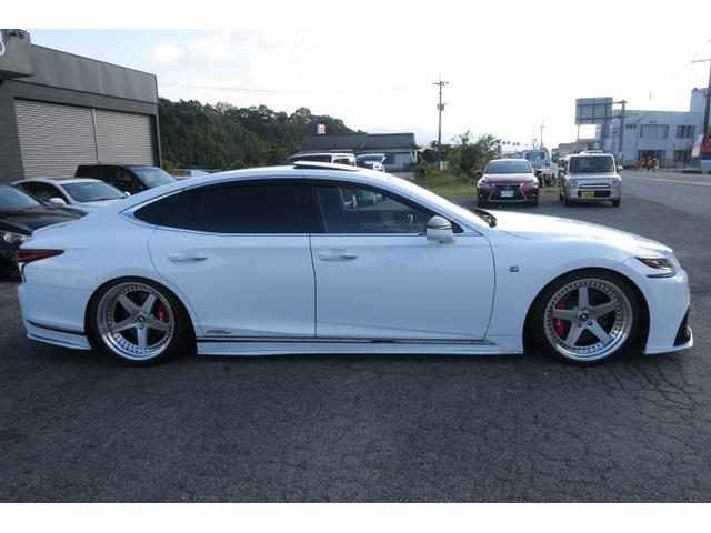 LS500h Fスポーツ アーティシャンフルエアロ 赤革 サンルーフ 純正20AW(5枚目)