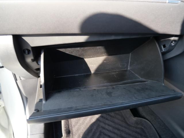 ハリアー Ｇ　ナビ　フルセグ　バックモニター　スマートキー　プッシュスタート　パワーシート　オートリアゲート　トラクションコントロール　ＥＴＣ（20枚目）