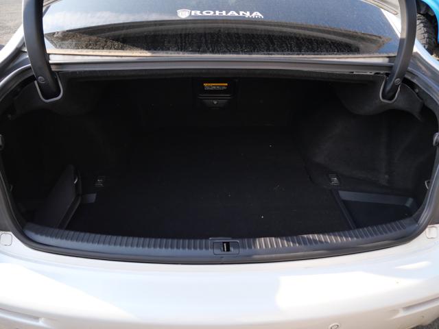 ＩＳ Ｆ ベースグレード　本革パワーシート　シートヒーター　スマートキー　プッシュスタート　ナビ　バックモニター　マークレビンソンオーディオ　社外１９インチアルミホイール　車高調（25枚目）