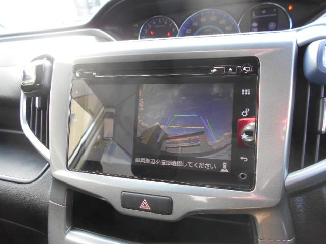 �S���ʃJ�����A�o�b�N�J�����t���Ă܂��I�I