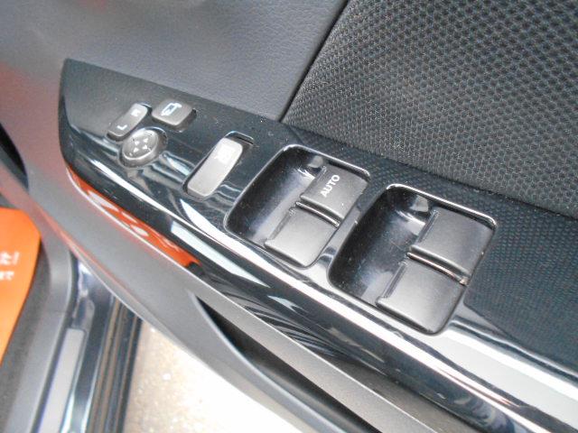 ワゴンＲスティングレー Ｔ　インタークーラーターボ　スマートキー　プッシュスタート　メモリーナビ　地デジ　Ｂｌｕｅｔｏｏｔｈ　ＤＶＤ再生　ＵＳＢ　ＥＴＣ　ＨＩＤヘッドライト　電格ミラー　オートエアコン　タイミンチェーン　フォグ（14枚目）