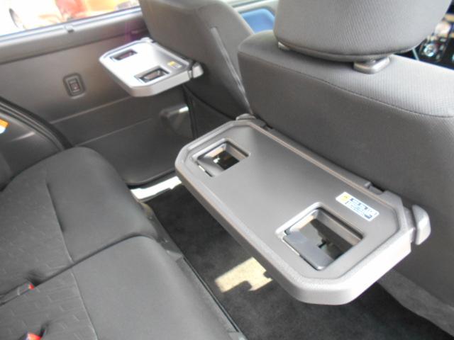 ルーミー カスタムG S トヨタセーフティーセンス 全方位モニター バックカメラ メモリーナビ 地デジ Bluetooth DVD 両側電動スライドドア スマートキー プッシュスタート シートヒーター LEDヘッドライト(14枚目)