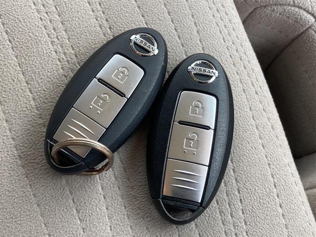 キューブ １５Ｘ　Ｍセレクション　インテリキー２個　ナビＴＶ　Ｂｌｕｅｔｏｏｔｈ　バックカメラ　ルーフキャリア　リフトアップ　アウトドアスタイル　４ナンバー登録　ＥＴＣ（26枚目）