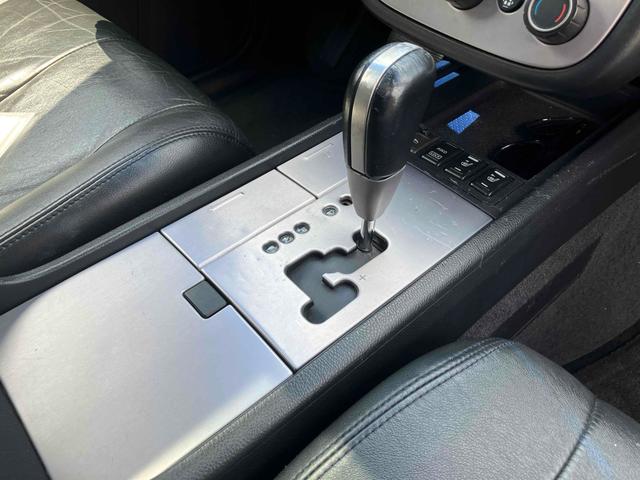ムラーノ 　４ＷＤ　左ハンドル　パワーシート　サンルーフ　アルミホイール　シートヒーター　ＡＴ　ＣＤ　カセット　ＥＳＣ　エアコン　パワーウィンドウ（8枚目）
