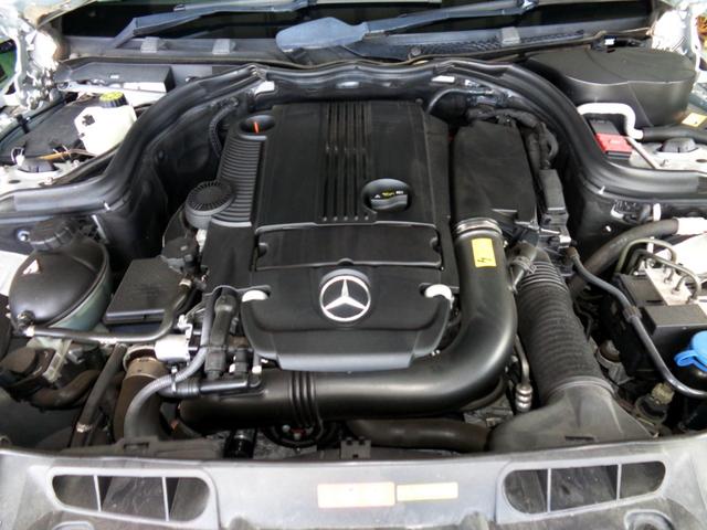 Cクラスステーションワゴン C200ブルーエフィシェンシーワゴンアバンG AMGスタイリングPKG本革パワーシートナビフルセグTVバックカメラBlutoothハンズフリー&音楽DVDパドルシフトシートヒーターETC2.0AMGエアロAMG17アルミドリルドディスクローター(67枚目)