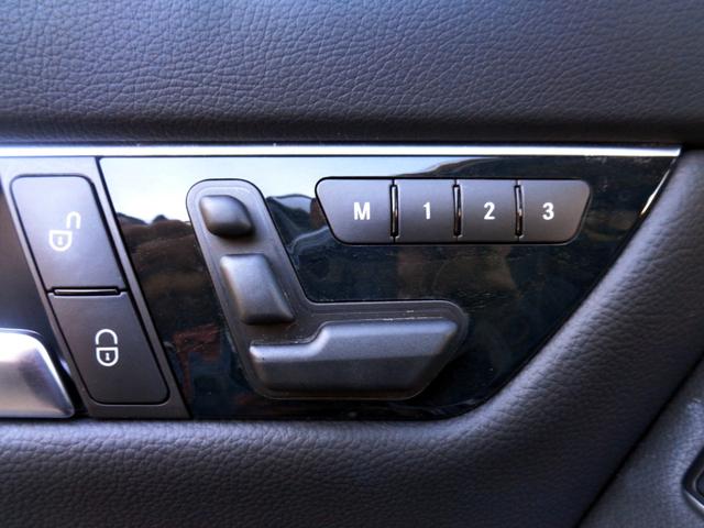 助手席パワーシートコントロールスイッチ（３メモリー）