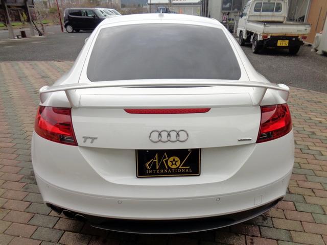 ＴＴクーペ ２．０ＴＦＳＩ　クワトロ　Ｓラインリミテッド　コンペティションＲＳリアウィング　ＳＬＩＮＥエアロ　ナビ　フルセグＴＶ　障害物センサー　可変オートリアスポイラー　Ｓライン専用純正１８アルミ　ＢｙキセノンＢｌｕｅｔｏｏｔｈハンズフリー＆音楽　ＤＶＤ（6枚目）