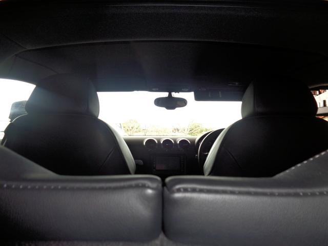 ＴＴクーペ ２．０ＴＦＳＩ　クワトロ　Ｓラインリミテッド　コンペティションＲＳリアウィング　ＳＬＩＮＥエアロ　ナビ　フルセグＴＶ　障害物センサー　可変オートリアスポイラー　Ｓライン専用純正１８アルミ　ＢｙキセノンＢｌｕｅｔｏｏｔｈハンズフリー＆音楽　ＤＶＤ（19枚目）