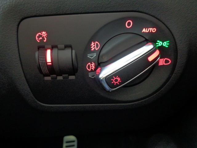 ＴＴクーペ ２．０ＴＦＳＩ　クワトロ　Ｓラインリミテッド　コンペティションＲＳリアウィング　ＳＬＩＮＥエアロ　ナビ　フルセグＴＶ　障害物センサー　可変オートリアスポイラー　Ｓライン専用純正１８アルミ　ＢｙキセノンＢｌｕｅｔｏｏｔｈハンズフリー＆音楽　ＤＶＤ（28枚目）