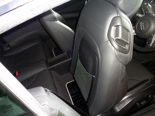 ＴＴクーペ ２．０ＴＦＳＩ　クワトロ　Ｓラインリミテッド　コンペティションＲＳリアウィング　ＳＬＩＮＥエアロ　ナビ　フルセグＴＶ　障害物センサー　可変オートリアスポイラー　Ｓライン専用純正１８アルミ　ＢｙキセノンＢｌｕｅｔｏｏｔｈハンズフリー＆音楽　ＤＶＤ（51枚目）