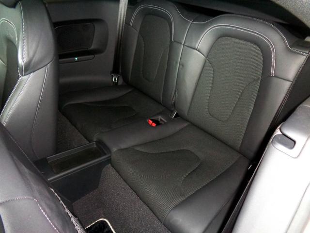 ＴＴクーペ ２．０ＴＦＳＩ　クワトロ　Ｓラインリミテッド　コンペティションＲＳリアウィング　ＳＬＩＮＥエアロ　ナビ　フルセグＴＶ　障害物センサー　可変オートリアスポイラー　Ｓライン専用純正１８アルミ　ＢｙキセノンＢｌｕｅｔｏｏｔｈハンズフリー＆音楽　ＤＶＤ（54枚目）