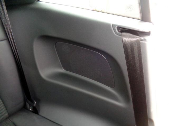 ＴＴクーペ ２．０ＴＦＳＩ　クワトロ　Ｓラインリミテッド　コンペティションＲＳリアウィング　ＳＬＩＮＥエアロ　ナビ　フルセグＴＶ　障害物センサー　可変オートリアスポイラー　Ｓライン専用純正１８アルミ　ＢｙキセノンＢｌｕｅｔｏｏｔｈハンズフリー＆音楽　ＤＶＤ（56枚目）