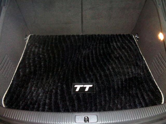 ＴＴクーペ ２．０ＴＦＳＩ　クワトロ　Ｓラインリミテッド　コンペティションＲＳリアウィング　ＳＬＩＮＥエアロ　ナビ　フルセグＴＶ　障害物センサー　可変オートリアスポイラー　Ｓライン専用純正１８アルミ　ＢｙキセノンＢｌｕｅｔｏｏｔｈハンズフリー＆音楽　ＤＶＤ（58枚目）