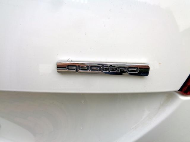 ＴＴクーペ ２．０ＴＦＳＩ　クワトロ　Ｓラインリミテッド　コンペティションＲＳリアウィング　ＳＬＩＮＥエアロ　ナビ　フルセグＴＶ　障害物センサー　可変オートリアスポイラー　Ｓライン専用純正１８アルミ　ＢｙキセノンＢｌｕｅｔｏｏｔｈハンズフリー＆音楽　ＤＶＤ（68枚目）