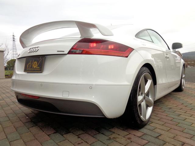 ＴＴクーペ ２．０ＴＦＳＩ　クワトロ　Ｓラインリミテッド　コンペティションＲＳリアウィング　ＳＬＩＮＥエアロ　ナビ　フルセグＴＶ　障害物センサー　可変オートリアスポイラー　Ｓライン専用純正１８アルミ　ＢｙキセノンＢｌｕｅｔｏｏｔｈハンズフリー＆音楽　ＤＶＤ（76枚目）