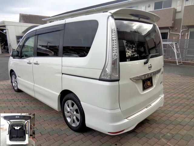 セレナ ハイウェイスター　Ｓ－ハイブリッド　Ｖセレクション　８インチナビ　フルセグＴＶバックカメラ両側パワスラ　リアフリップダウンモニターＢｌｕｅｔｏｏｔｈハンズフリー＆音楽　８人乗　セキュリティ＆セーフティパック　ＨＩＤライトフォグ　オートクルーズ　ＥＴＣ（2枚目）