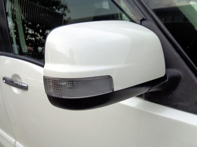 セレナ ハイウェイスター　Ｓ－ハイブリッド　Ｖセレクション　８インチナビ　フルセグＴＶバックカメラ両側パワスラ　リアフリップダウンモニターＢｌｕｅｔｏｏｔｈハンズフリー＆音楽　８人乗　セキュリティ＆セーフティパック　ＨＩＤライトフォグ　オートクルーズ　ＥＴＣ（8枚目）