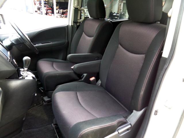 セレナ ハイウェイスター　Ｓ－ハイブリッド　Ｖセレクション　８インチナビ　フルセグＴＶバックカメラ両側パワスラ　リアフリップダウンモニターＢｌｕｅｔｏｏｔｈハンズフリー＆音楽　８人乗　セキュリティ＆セーフティパック　ＨＩＤライトフォグ　オートクルーズ　ＥＴＣ（12枚目）