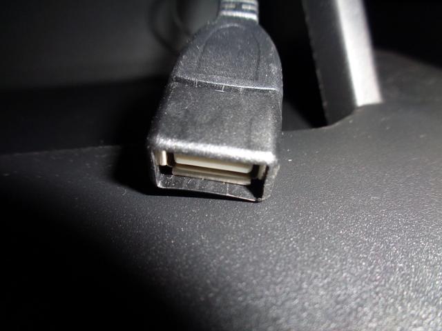 セレナ ハイウェイスター　Ｓ－ハイブリッド　Ｖセレクション　８インチナビ　フルセグＴＶバックカメラ両側パワスラ　リアフリップダウンモニターＢｌｕｅｔｏｏｔｈハンズフリー＆音楽　８人乗　セキュリティ＆セーフティパック　ＨＩＤライトフォグ　オートクルーズ　ＥＴＣ（39枚目）