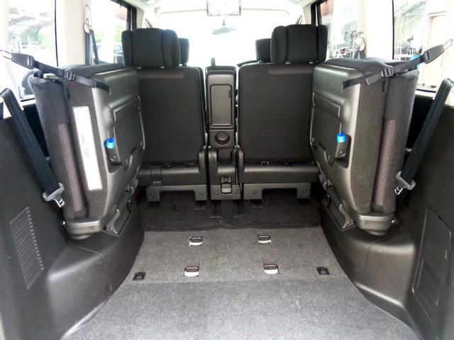 セレナ ハイウェイスター　Ｓ－ハイブリッド　Ｖセレクション　８インチナビ　フルセグＴＶバックカメラ両側パワスラ　リアフリップダウンモニターＢｌｕｅｔｏｏｔｈハンズフリー＆音楽　８人乗　セキュリティ＆セーフティパック　ＨＩＤライトフォグ　オートクルーズ　ＥＴＣ（67枚目）