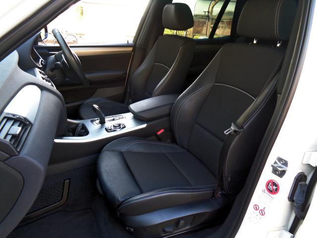 �u���b�N�J���[�Ƀz���C�g�X�e�b�`�̃R���r�{�v�o�P�b�g�V�[�g�@�p���[�V�[�g