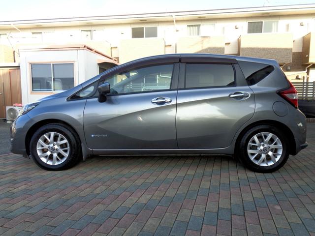 ノート ｅ－パワー　Ｘ　１オーナー車ナビＴＶ全方位カメラ追突軽減レーダーブレーキスマキー＆プッシュスタートＢｌｕｅｔｏｏｔｈフルセグＴＶデジタルルームミラー純正ドライブレコーダーＬＥＤライト前後障害物センサー純正１５アルミ（5枚目）