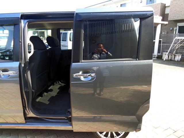 Ｎ－ＢＯＸカスタム Ｇ・ターボパッケージ　両側パワースライドドア　パドルシフト　ターボエンジン　ナビフルセグＴＶ　Ｂｌｕｅｔｏｏｔｈハンズフリー＆ミュージック　スマキー＆プッシュスタート　キセノンライト　１５アルミ　純正フルエアロ　ＥＴＣ（5枚目）