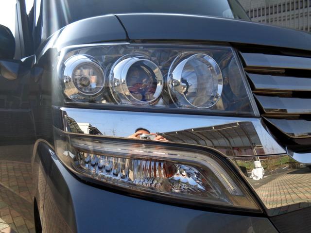 Ｎ－ＢＯＸカスタム Ｇ・ターボパッケージ　両側パワースライドドア　パドルシフト　ターボエンジン　ナビフルセグＴＶ　Ｂｌｕｅｔｏｏｔｈハンズフリー＆ミュージック　スマキー＆プッシュスタート　キセノンライト　１５アルミ　純正フルエアロ　ＥＴＣ（7枚目）