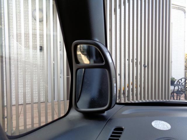 Ｎ－ＢＯＸカスタム Ｇ・ターボパッケージ　両側パワースライドドア　パドルシフト　ターボエンジン　ナビフルセグＴＶ　Ｂｌｕｅｔｏｏｔｈハンズフリー＆ミュージック　スマキー＆プッシュスタート　キセノンライト　１５アルミ　純正フルエアロ　ＥＴＣ（29枚目）