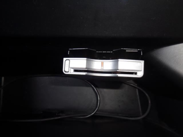 Ｎ－ＢＯＸカスタム Ｇ・ターボパッケージ　両側パワースライドドア　パドルシフト　ターボエンジン　ナビフルセグＴＶ　Ｂｌｕｅｔｏｏｔｈハンズフリー＆ミュージック　スマキー＆プッシュスタート　キセノンライト　１５アルミ　純正フルエアロ　ＥＴＣ（32枚目）