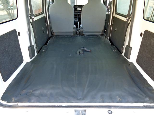 ハイゼットカーゴ スペシャル　エアコン　パワーステアリング　エアバック　ＡＭ・ＦＭラジオ　ＭＴ５速　両側スライドドア　集中ドアロック　ドアバイザー　積載量３５０ｋｇ　乗車定員４人　実走行７万ｋｍ台（40枚目）