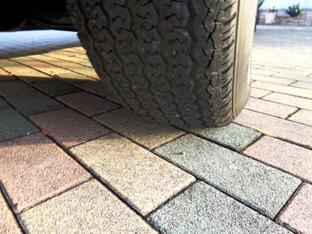 マーキュリーグランド・マーキー ブロアム　１９７２ｙ正規輸入ディーラー車　法人ワンオーナー　実走行車　ベンチシート　コラムシフト　フルオリジナルＶ８　４２９　４バレルエンジン　バイナルＴＯＰ　ヒドゥンヘッドライト　金属製純正ホイールキャップ（66枚目）