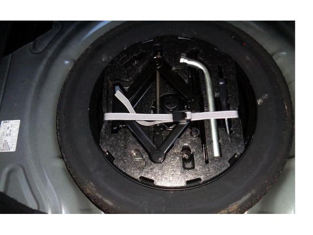 �X�y�A�^�C������