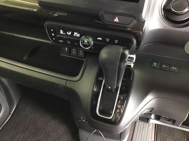G・Lホンダセンシング スマートキ Wエアバック 地デジTV オートクルーズ メモリ-ナビ 横滑防止 DVD視聴 CD キーフリー ETC 両側スライド片側電動ドア パワーステアリング ABS PW エアバッグ アルミホイル(16枚目)