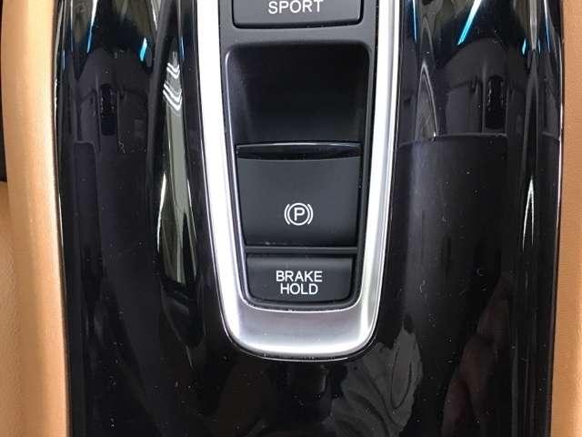 ハイブリッドZ・ホンダセンシング LEDランプ メモリナビ カーテンエアバッグ スマキー オートクルーズ 盗難防止 AW パーキングセンサー パワーステアリング Wエアバッグ ミュージックプレイヤー接続可 VSA ナビTV DVD再生(12枚目)