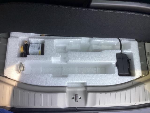 Ｎ－ＢＯＸ ベースグレード　純正コネクトナビＬＥＤライト　ＤＶＤ再生可　軽減ブレーキ　イモビ　禁煙　スマートキ　サイドエアバック　キーフリーシステム　パワーウインドウ　ＥＳＣ　エアコン　ＬＥＤヘッドライト　ベンチシート　ナビＴＶ（24枚目）