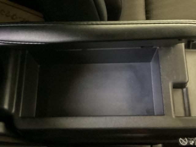 セレナ ハイウェイスター　メモリーナビ　フルセグ　全周囲カメラ　ＥＴＣ　ドラレコ　スマートキー＆プッシュスタート　横滑防止装置　キーレス　３列シート　ナビＴＶ　パワーステアリング　ドライブレコーダー　ＡＢＳ　パワーウインドウ（38枚目）